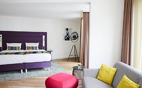 Hotel Indigo - Dusseldorf - Victoriaplatz, an IHG Hotel